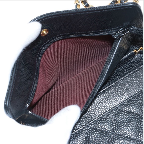 Chanel Matelasse Caviar Chain wallet, gold metal fittings - Picture 9 of 16